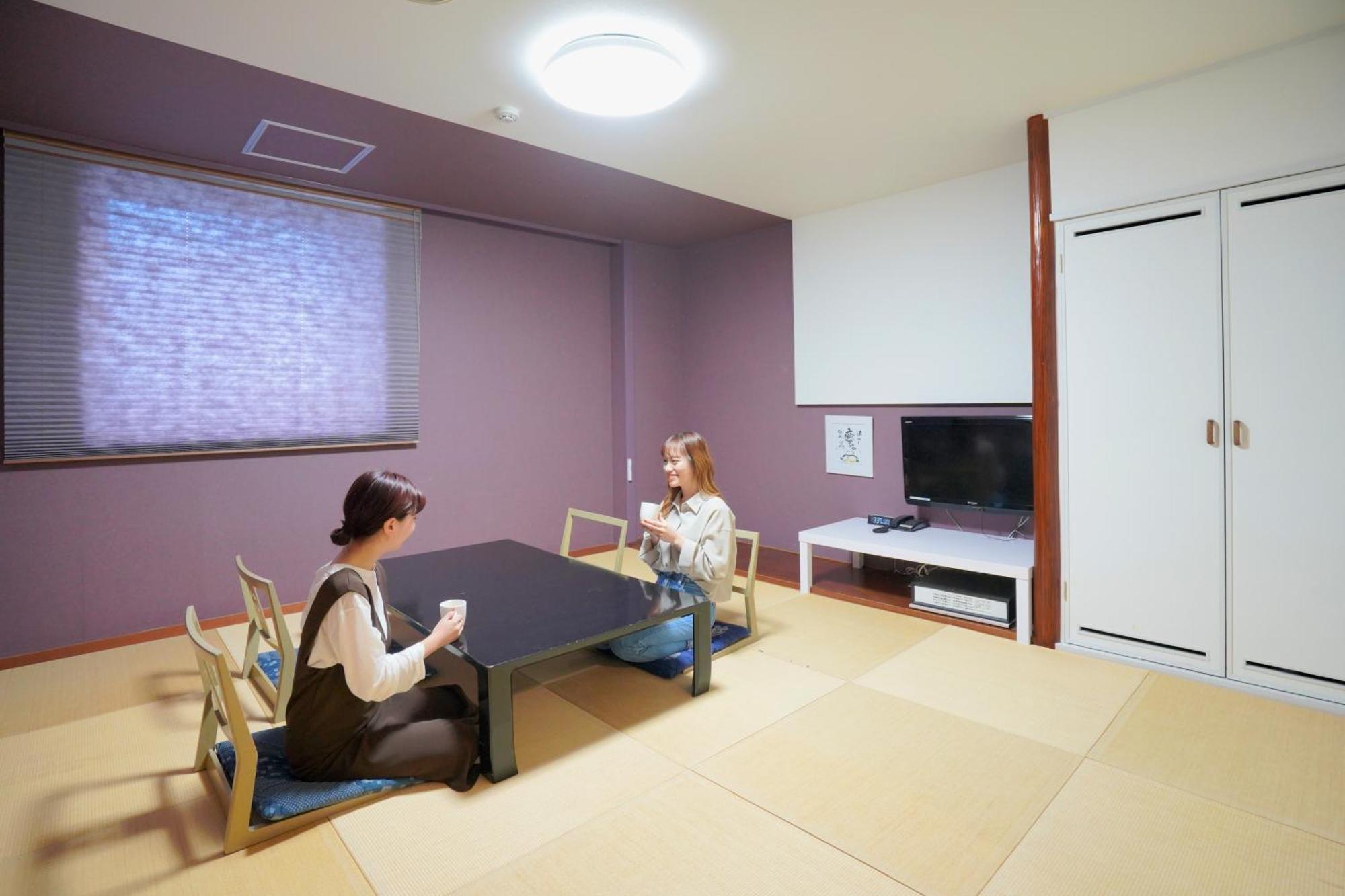 Hotel Naturwald Nakafurano Quarto foto